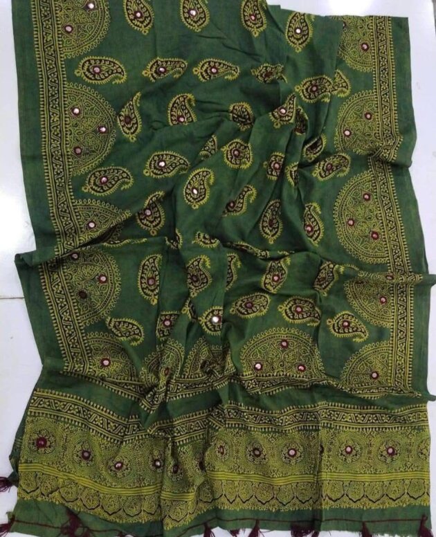 Elegant Block Print Lawn Dupatta – Timeless Craftsmanship